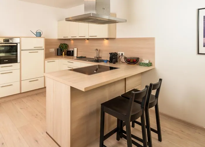 Lägenhet Alp Deluxe - Sauna, Kamin & Parkplatz